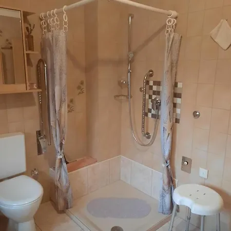 Im Vulkanparkherz * Glees